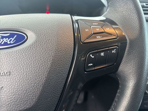 Used 2019 Ford Explorer XLT AWD/4WD image 17