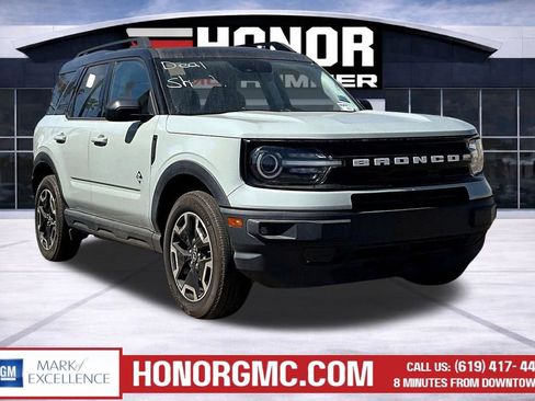Used 2022 Ford Bronco Sport Outer Banks AWD/4WD image 1