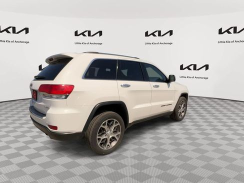 Used 2019 Jeep Grand Cherokee Limited AWD/4WD image 8