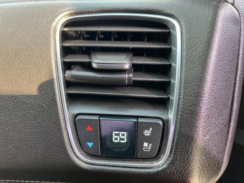 Used 2014 Chevrolet Corvette Stingray Coupe w/ 2LT Preferred Equipment Group image 29