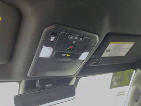 Used 2025 Toyota Tundra Limited image 21