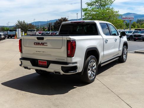 Used 2025 GMC Sierra 1500 Denali w/ Denali Reserve Package AWD/4WD image 7