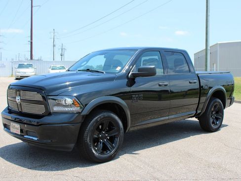 Used 2024 RAM 1500 Warlock AWD/4WD image 2
