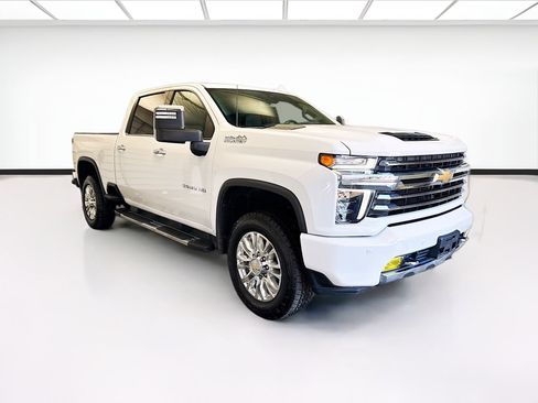 Used 2022 Chevrolet Silverado 3500 High Country image 3
