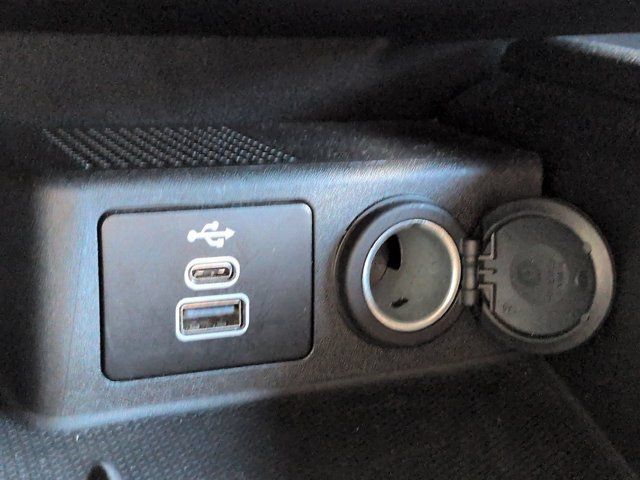 Used 2025 Ford Escape ST-Line Select AWD/4WD image 20