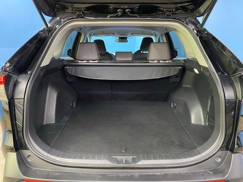 Used 2024 Toyota RAV4 Adventure image 39