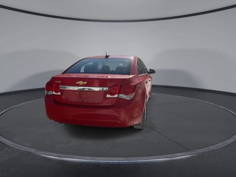 Used 2016 Chevrolet Cruze LT w/ Technology Package image 7