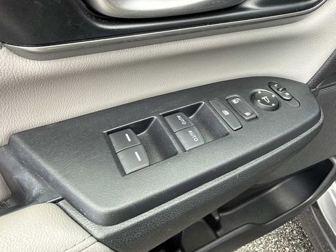 Used 2019 Honda CR-V EX-L image 22