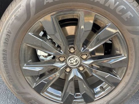 Used 2026 Toyota RAV4 SE w/ Convenience Package AWD/4WD image 13