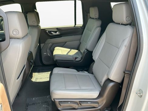 Used 2022 Chevrolet Suburban LT w/ Max Trailering Package AWD/4WD image 13