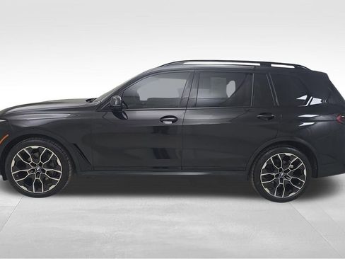 Certified 2025 BMW X7 xDrive40i w/ Executive Package AWD/4WD image 6