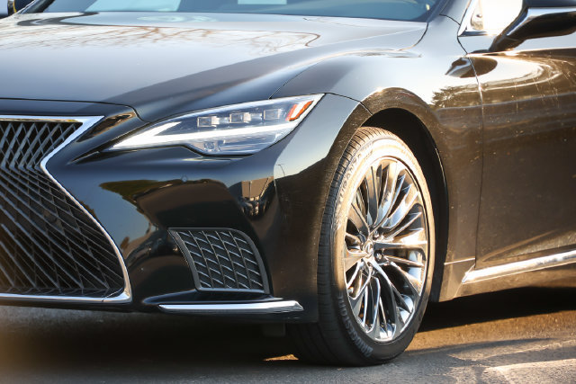 Used 2021 Lexus LS 500 AWD w/ Interior Upgrade Package image 16