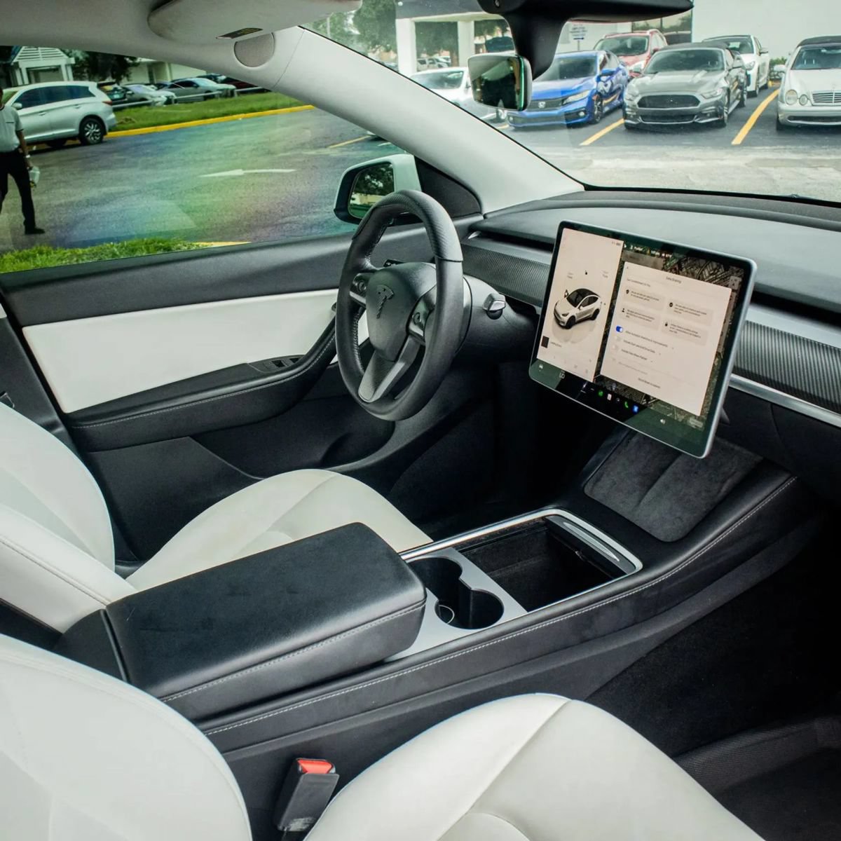 Used 2022 Tesla Model Y Performance AWD/4WD image 17