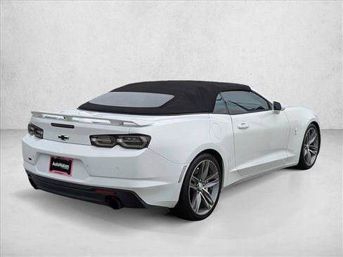 Used 2019 Chevrolet Camaro SS RWD image 5