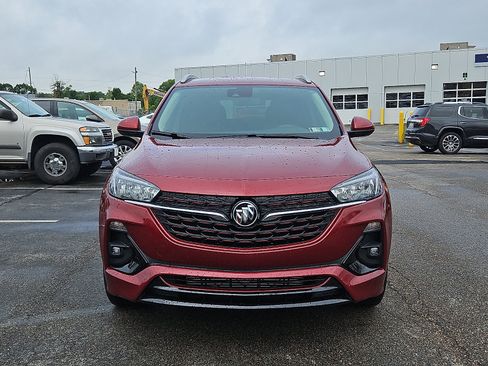 Used 2023 Buick Encore GX Select w/ Sport Touring Package FWD image 2