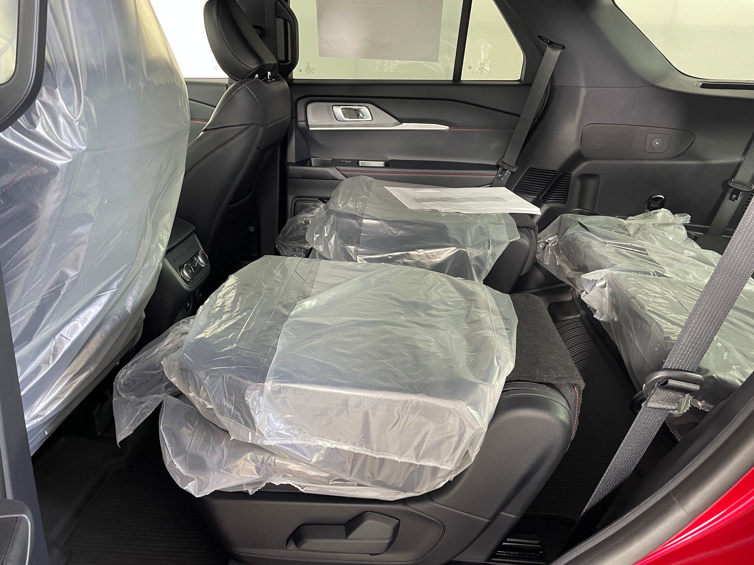 New 2026 Ford Explorer ST-Line AWD/4WD image 9