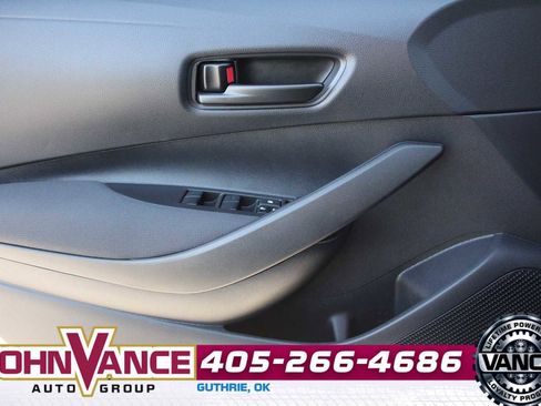 Used 2026 Toyota Corolla LE image 27