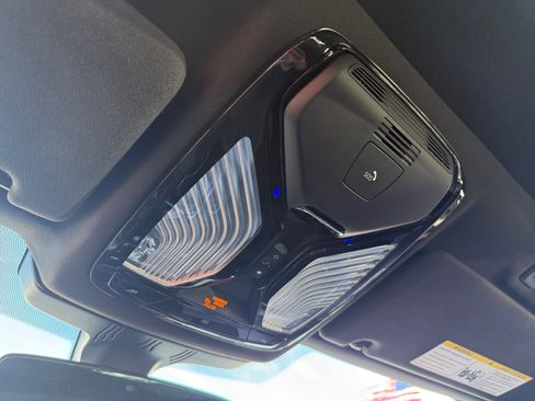 Used 2022 BMW 540i w/ Premium Package image 19