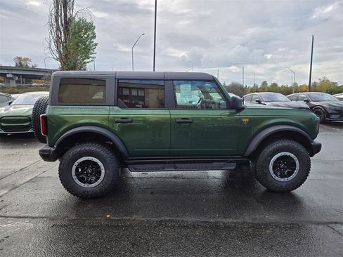 New 2025 Ford Bronco Badlands w/ Sasquatch Package image 4