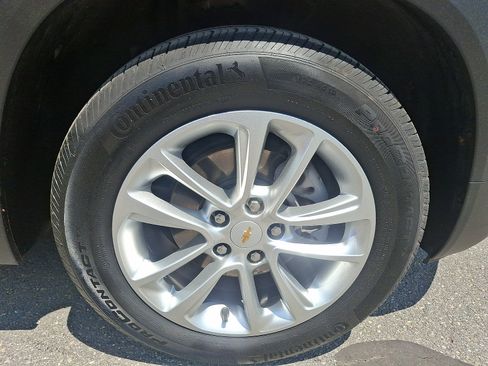 Certified 2025 Chevrolet TrailBlazer LS w/ LS Convenience Package FWD image 8