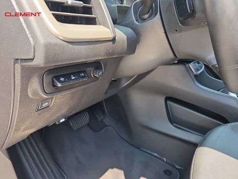 Used 2023 GMC Terrain Denali w/ Denali Premium Package AWD/4WD image 22
