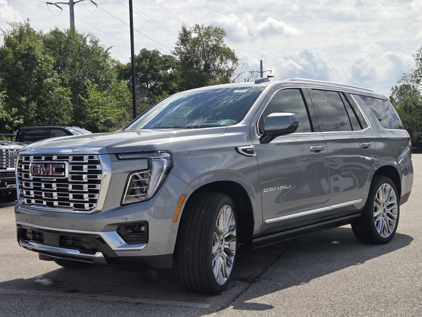 New 2026 GMC Yukon Denali w/ Denali Reserve Package AWD/4WD image 16