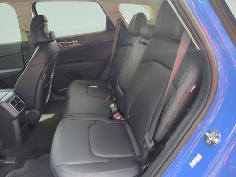New 2026 Kia Sportage EX FWD image 9
