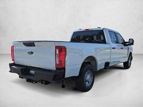 Used 2025 Ford F250 XL image 5