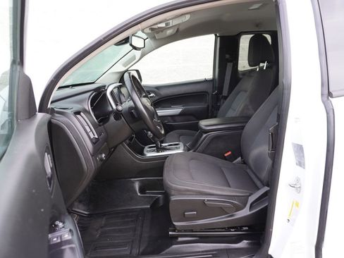 Used 2022 Chevrolet Colorado LT w/ Fleet Safety Package image 13