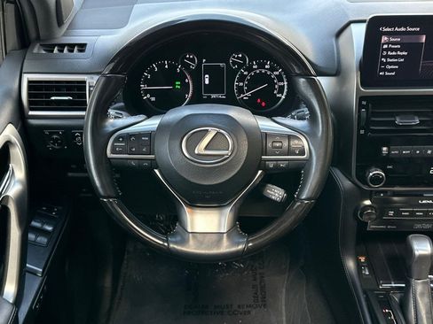 Used 2022 Lexus GX 460 Premium w/ Accessory Package AWD/4WD image 32