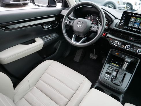 Used 2023 Honda CR-V EX-L image 9