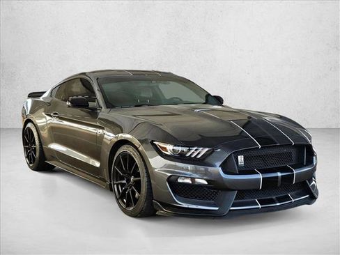 Used 2017 Ford Mustang Shelby GT350 image 3