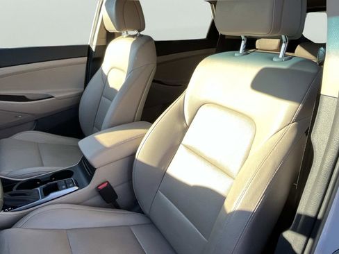 Used 2018 Hyundai Tucson SEL Plus image 28