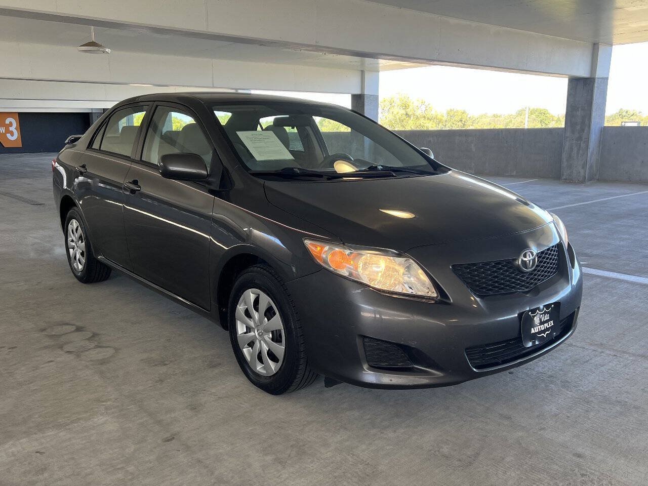 Used 2010 Toyota Corolla LE w/ All Weather Guard Pkg FWD image 10