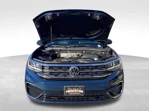 Used 2021 Volkswagen Atlas SEL R-Line image 9