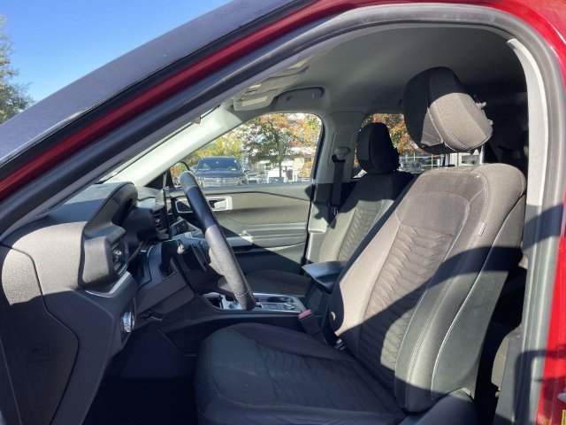 Used 2020 Ford Explorer XLT AWD/4WD image 22