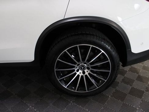 Used 2023 Mercedes-Benz GLC 300 GLC 300 Coupe image 10