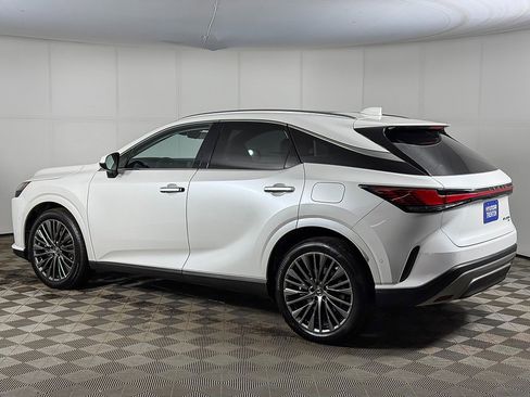 Used 2025 Lexus RX 450h AWD w/ Luxury Package image 14