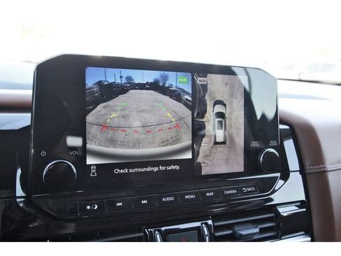 Used 2023 Nissan Pathfinder Platinum w/ Cargo Package image 25