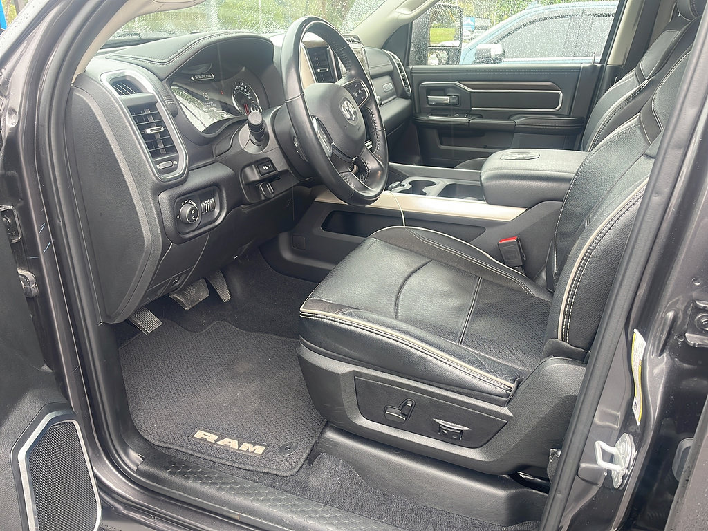 Used 2024 RAM 2500 Laramie w/ Protection Group AWD/4WD image 4