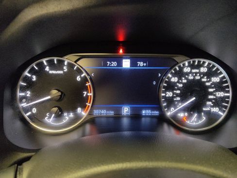 Used 2023 Nissan Altima 2.5 SL FWD image 23