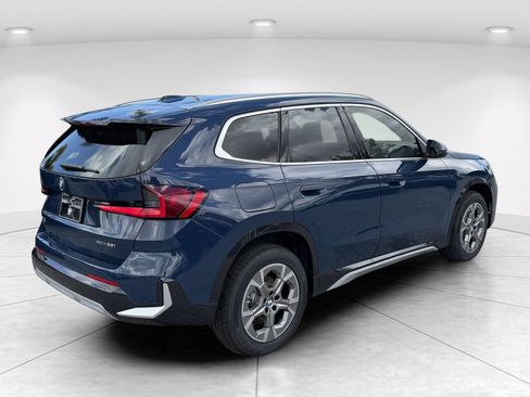 New 2026 BMW X1 xDrive28i w/ Technology Package AWD/4WD image 4