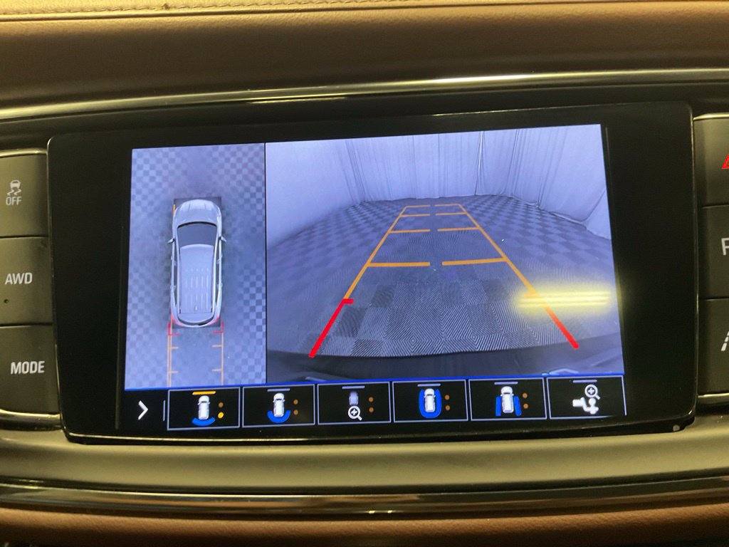 Used 2021 Buick Enclave Avenir w/ Avenir Technology Package AWD/4WD image 24