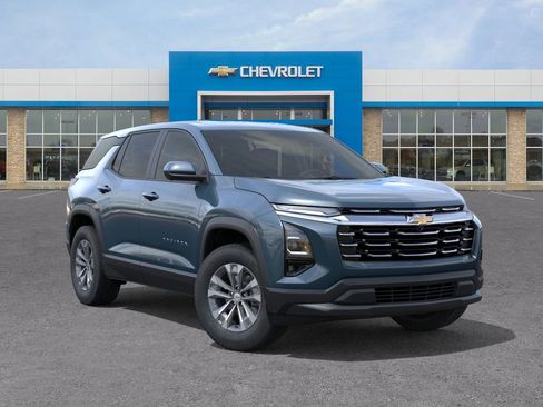 New 2026 Chevrolet Equinox LT w/ Convenience Package II AWD/4WD image 7