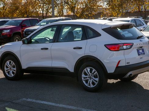 Used 2022 Ford Escape S image 7