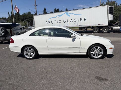Used 2006 Mercedes-Benz CLK 350 Coupe image 10