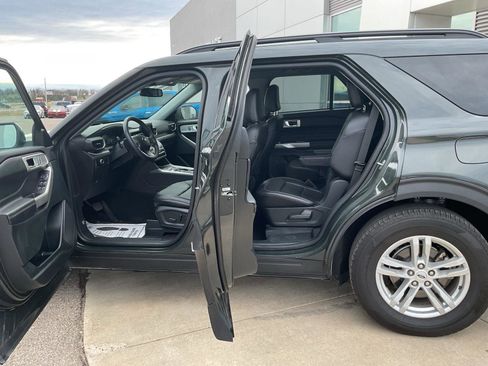 Used 2023 Ford Explorer XLT w/ Equipment Group 202A image 21