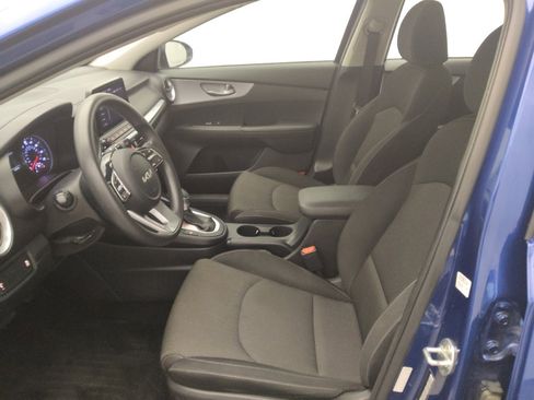 Used 2022 Kia Forte LXS image 17