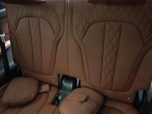 Used 2024 BMW X7 M60i w/ Executive Package image 40