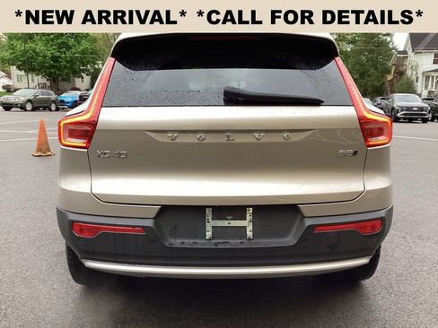 Used 2024 Volvo XC40 B5 Plus w/ Climate Package AWD/4WD image 6